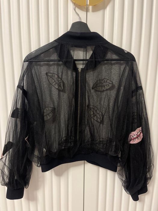 Продам стильный бомбер