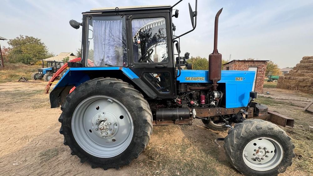 Трактор  мтз 82.1