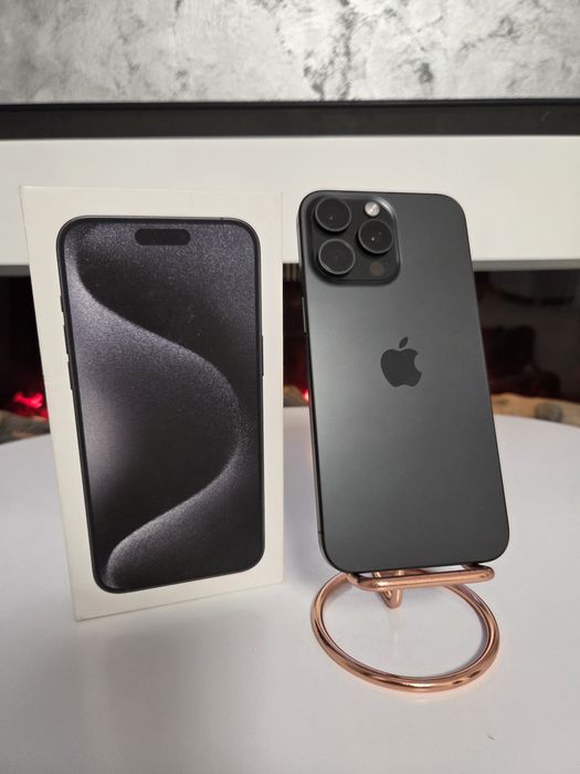 IPhone 15 Pro Max 90% bateria