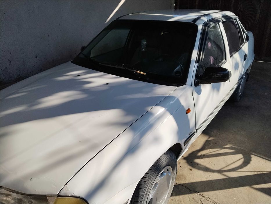 Nexia 1999 yil srochno sotiladi