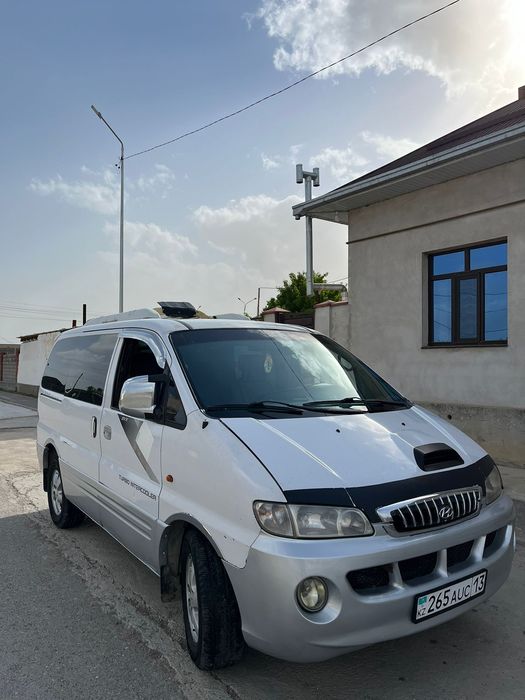 Hunday Starex 2003.  Куб  2.5 .