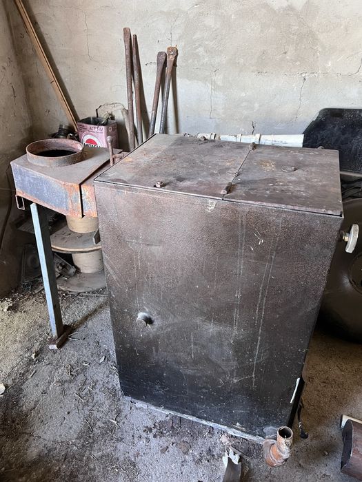 Продам печь на твердом топливе