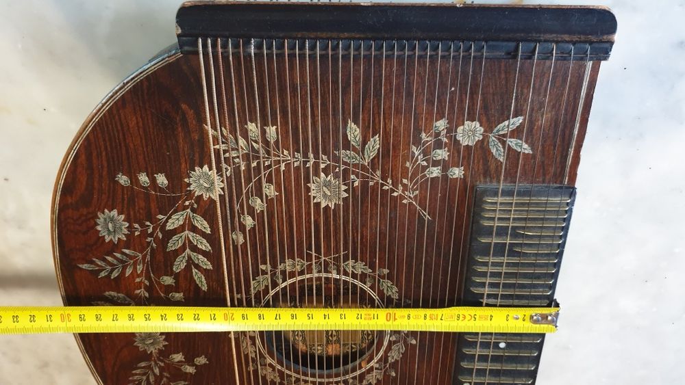 Немски музикален инструмент - цитра