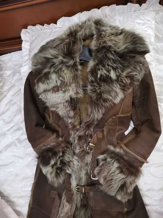 Vând cojocel cu blană naturală mărimea S/M