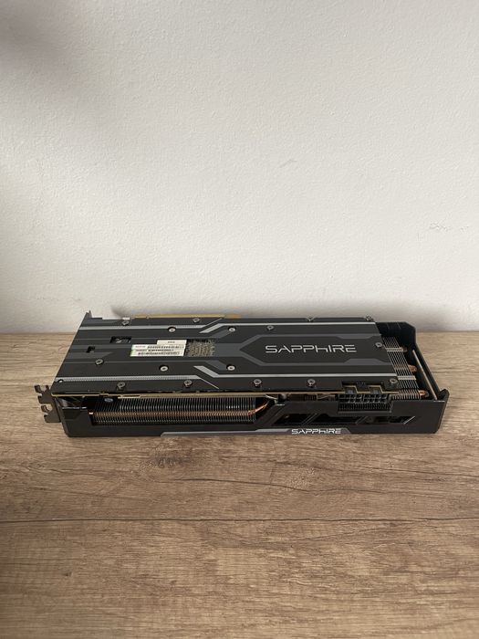 Sapphire R9 390 8 GB **citiți descrierea**