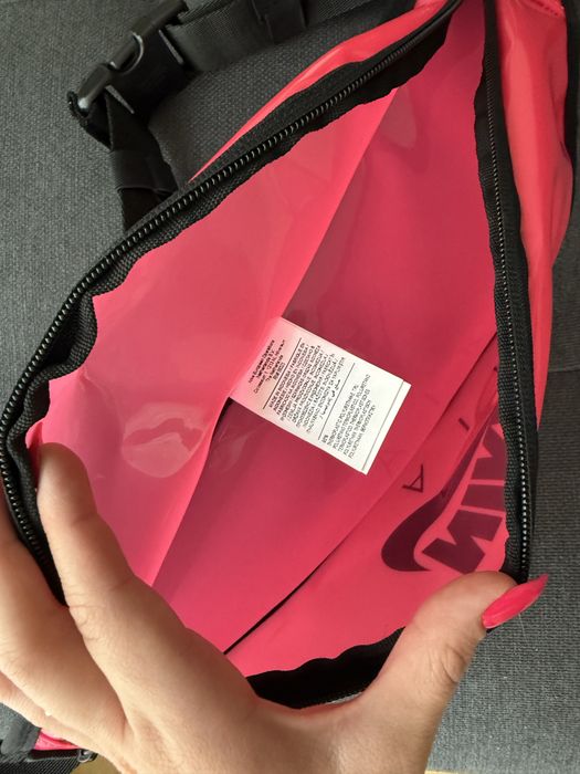 Чанта Nike тип банан