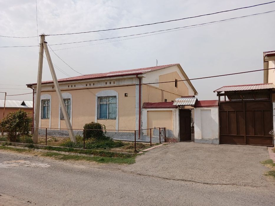 Tayyor 6 sotix uy. Barcha jixozlari bilan sotiladi. Krediti yo'q.