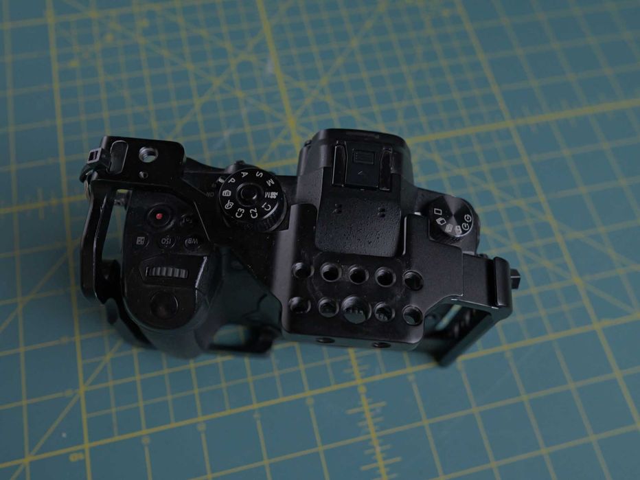 Lumix GH5 + Camera Cage + Batteries