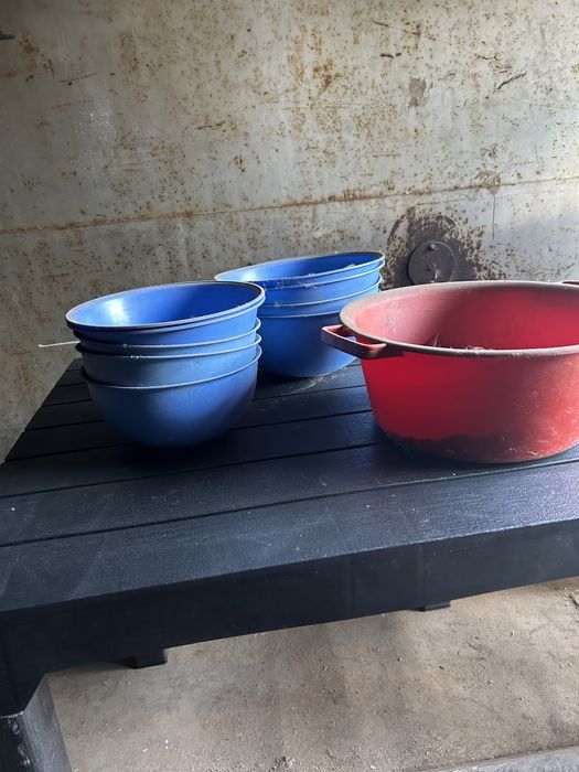 Продам пластиковые тазики