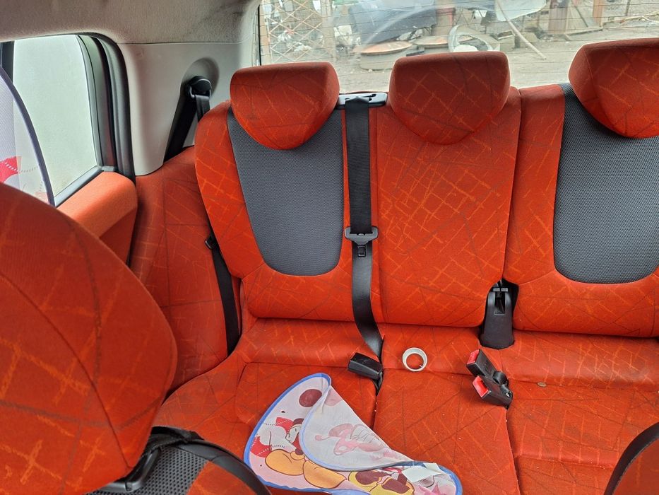 Dezmembrari Smart Forfour 1.3 benzina an 2006