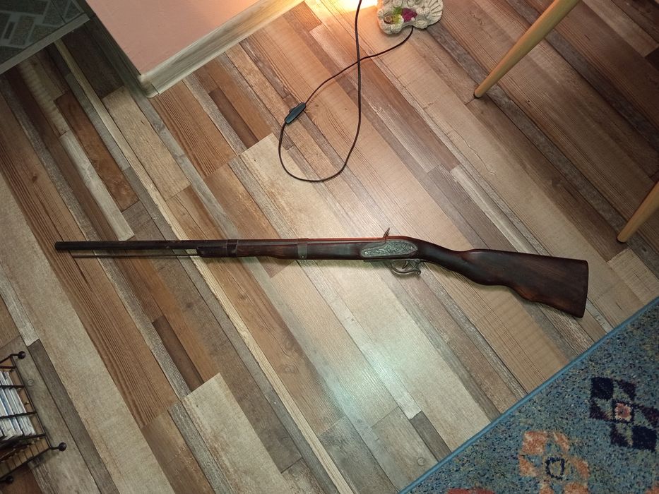 Pușcă veche vintage de panoplie/colecție