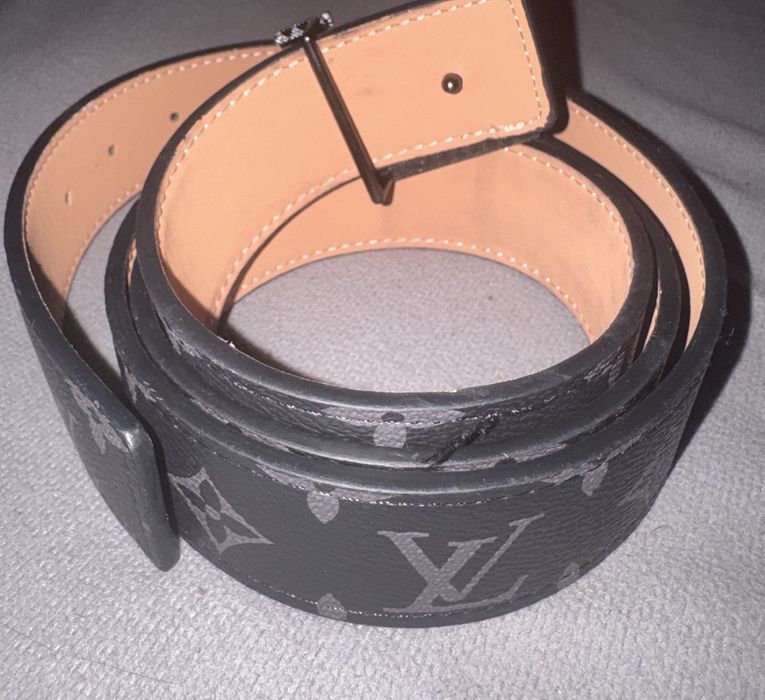 Curea Louis Vuitton.