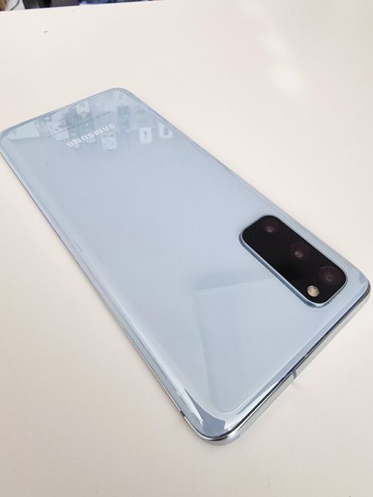 Samsung S20 dex за части