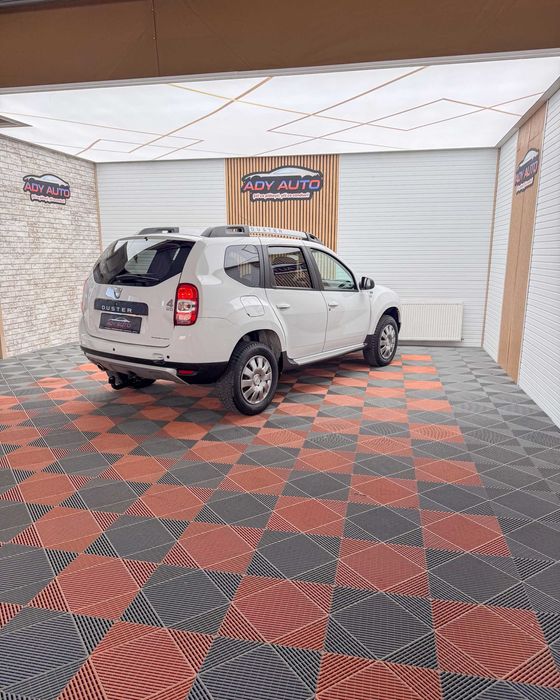 Dacia DUSTER 1,5 DCI  4X4 An 2017 / 10 . 73 000 km . RAR+ITP . Garantie 12 luni .Rate fixe