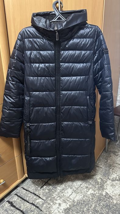 Продам зимний пуховик