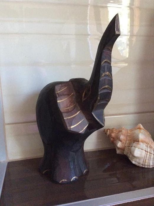 Ароматна свещ и абаносов слон, Нови!