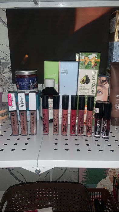 Продам косметику