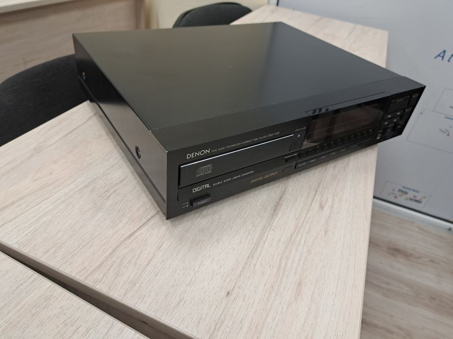 Denon Compact Disk Player DCD-1700 много добро качество