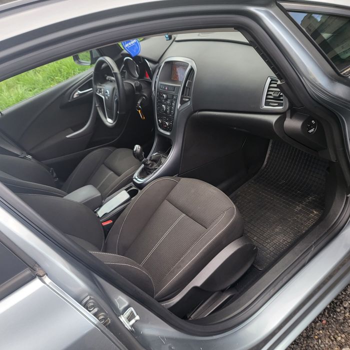 Opel Astra J Sports Tourer 1.7 CDTI 131CP ecoFLEX Navi Pilot Automat Euro 5
