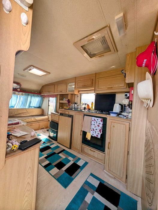 Каравана Lunar lx 2000