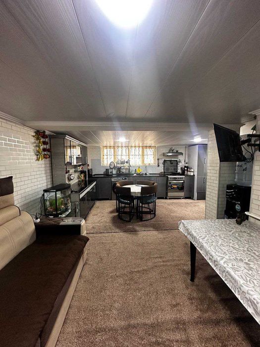 продам новый котеж  метро дустлик 5 ком под ипотеку 105000