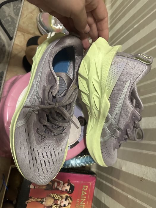 Маратонки Asics