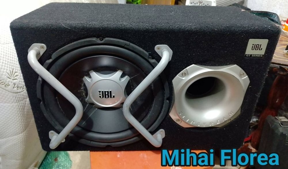 Subwoofer JBL , amplificator Spectron kit cabluri