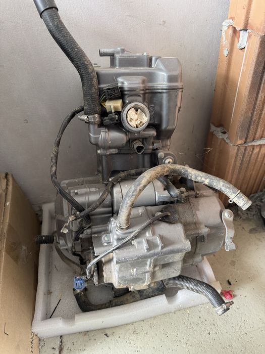 Двигател и инсталация от crf250l, cbr250r