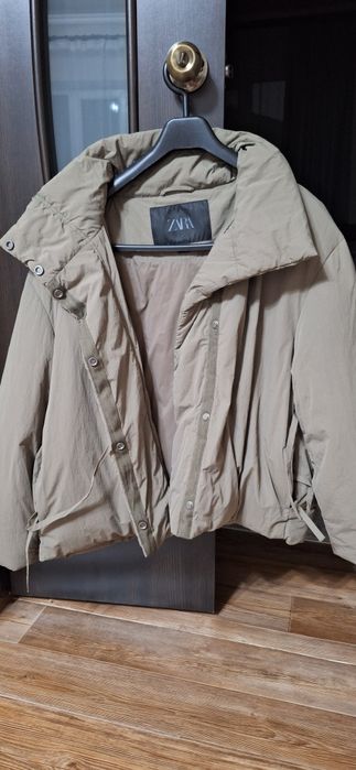Продам весеннюю куртку