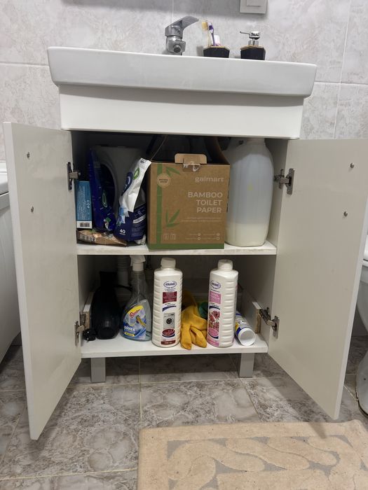 Мойка с зеркалом  шкафом