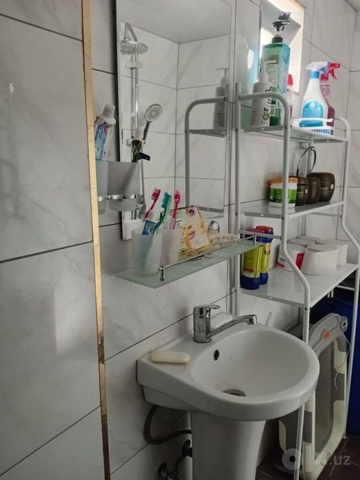 Продается Коттедж не далеко от города (п. Абдурахмонов)