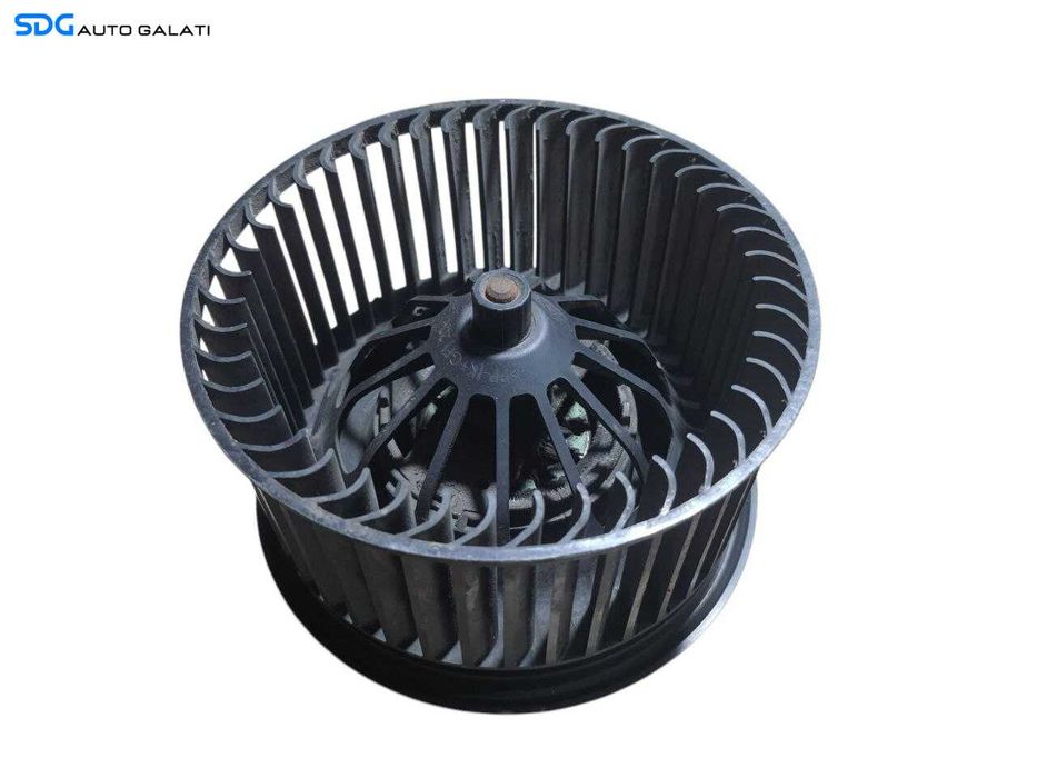 Motoras Ventilator Aeroterma Habitaclu Ford Focus 2 2004 - 2010 Cod 3M5H-18456-AD [N1948]