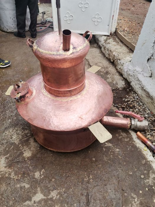 Vand cazane de tuica din cupru alimentar capacitate de 270l