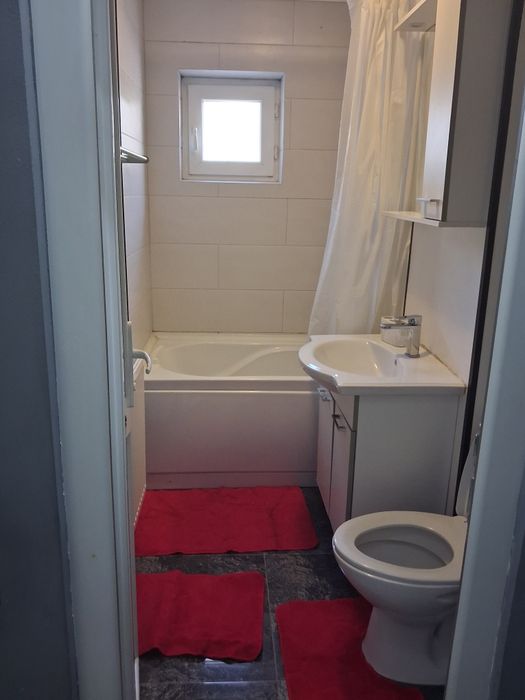 Inchiriez apartament brazda lui novac