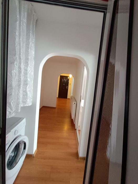 Ofer spre Închiriere apartamet 3 camere