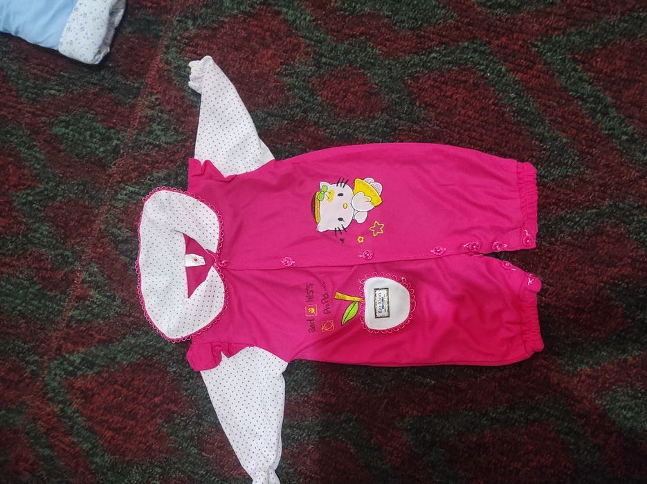 Детские вещи костюмчики