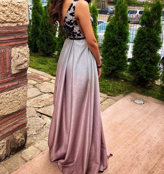 Продава се: Официална рокля