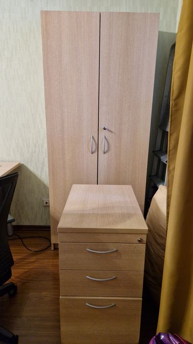 Офисная мебель комплект солидный