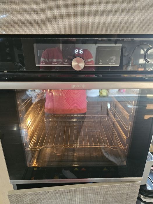 Фурна Gorenje , нов модел с тъч скрий, цена по договаряне