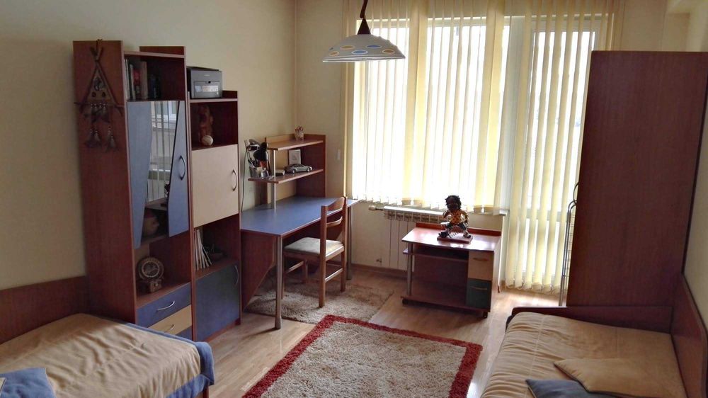 Дава се под наем Тристаен апартамент в София, Бъкстон - 110 кв.м за 800 € - Снимка #7