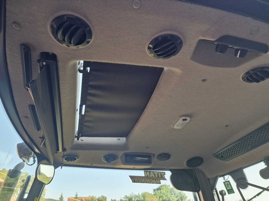 Tractor Case IH Farmall 75 A