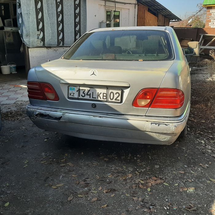 Мерседес 230. Лупарь