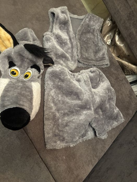 Продам новогодние костюмы