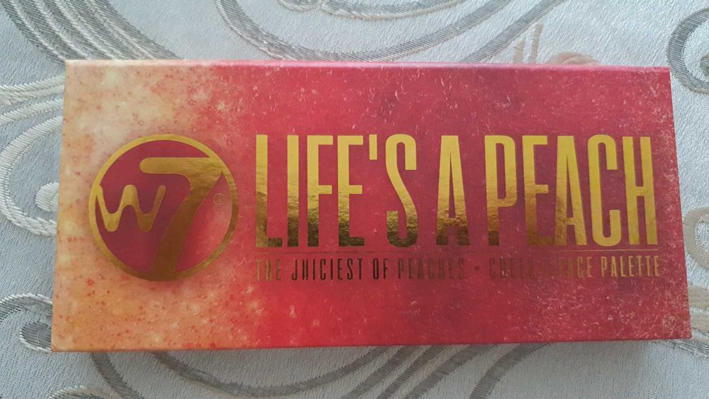 Декоративна козметика