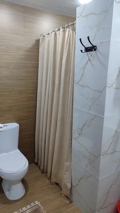 Чиланзар 23 квартал 2в3/1/5 Кирпичный дом, балкон 2*6