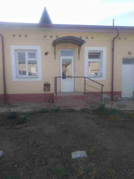 Uy sotiladi sirochna