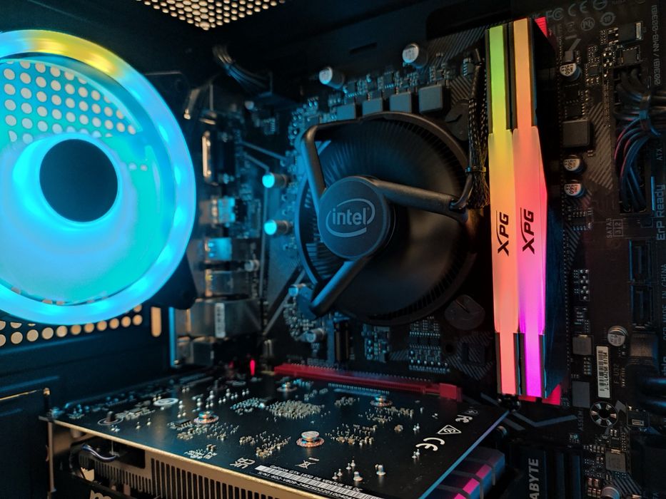 Геймърски компютър