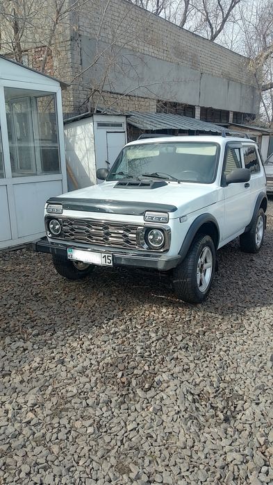 Продам ниву 21214