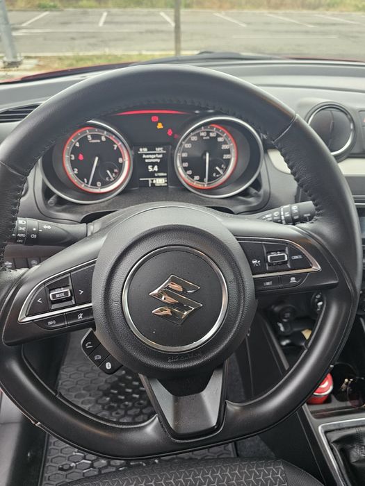 SUZUKI Swift 2024 — imagine 4