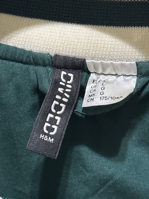 Продам бомбер HM оверсайз